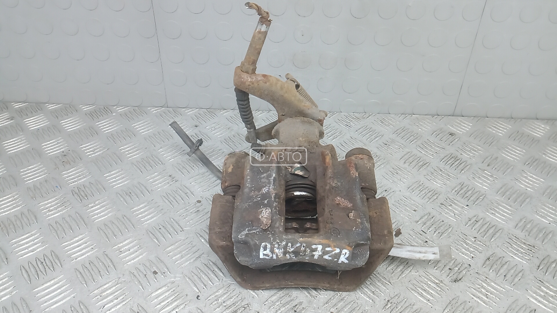 Суппорт тормозной задний правый