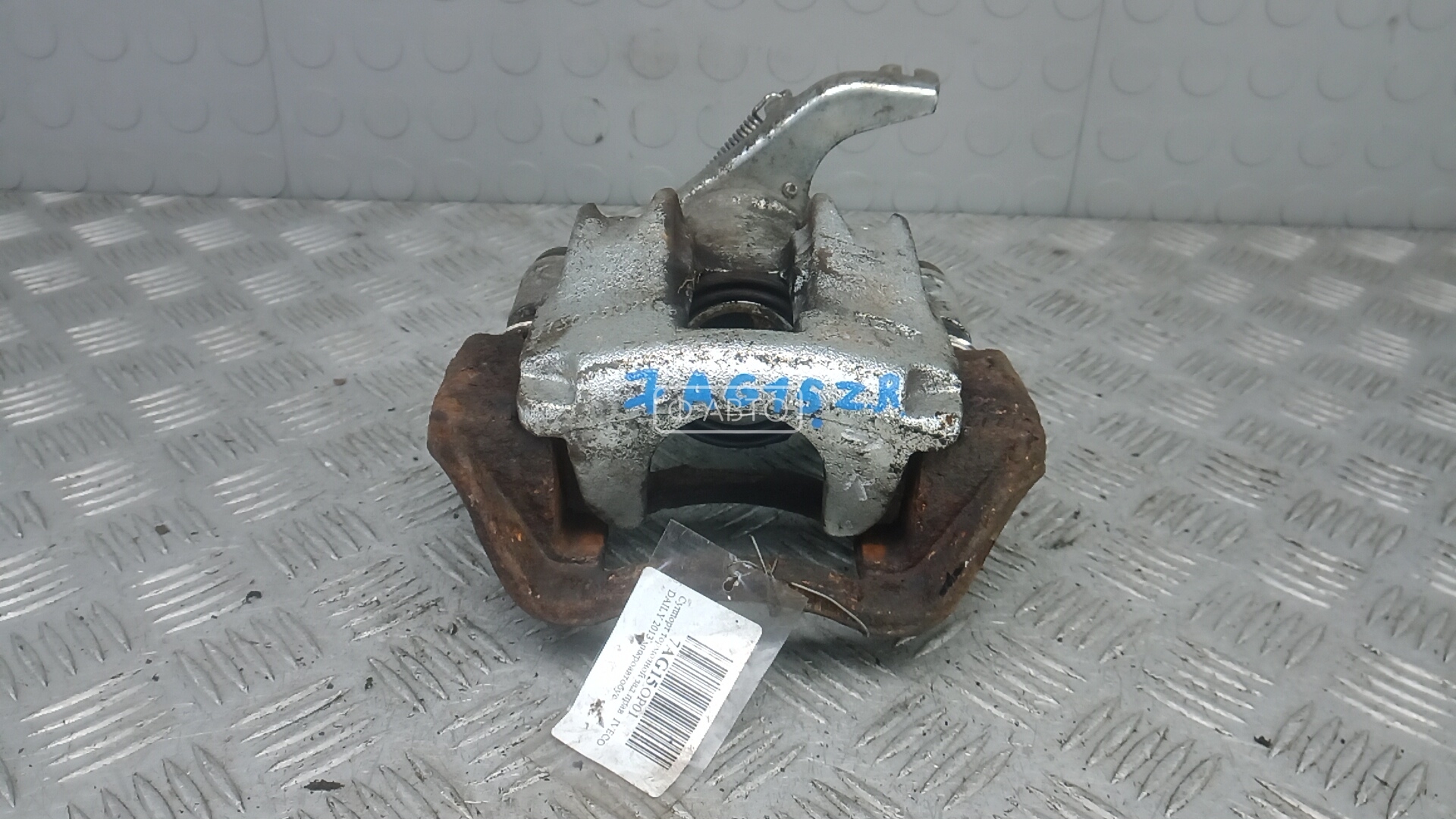 Суппорт тормозной задний правый