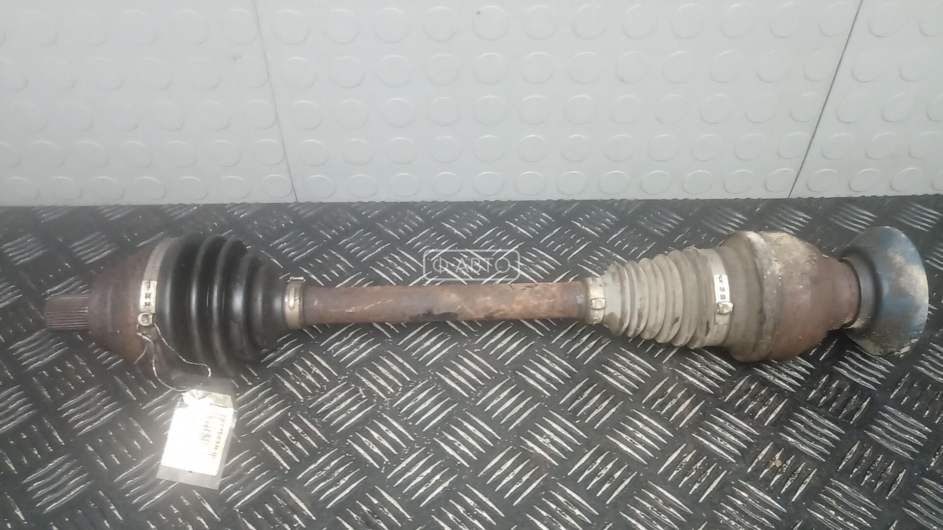 Привод передний правый