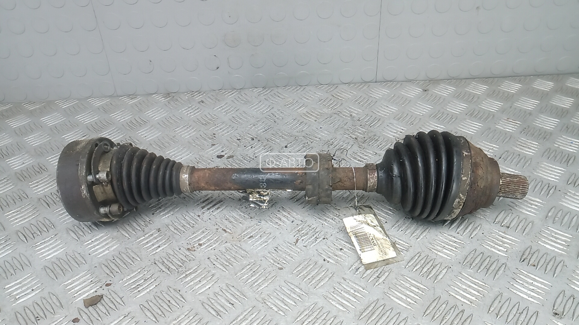 Привод передний левый