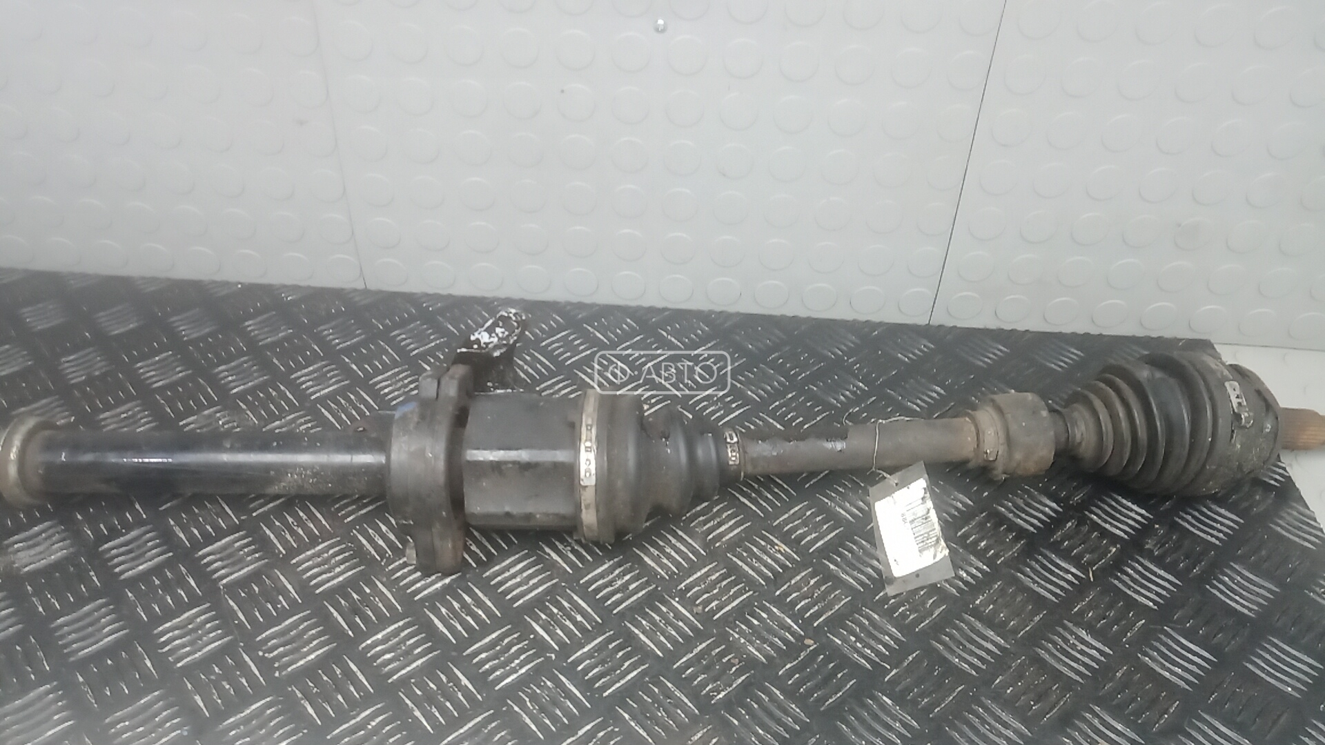 Привод передний правый