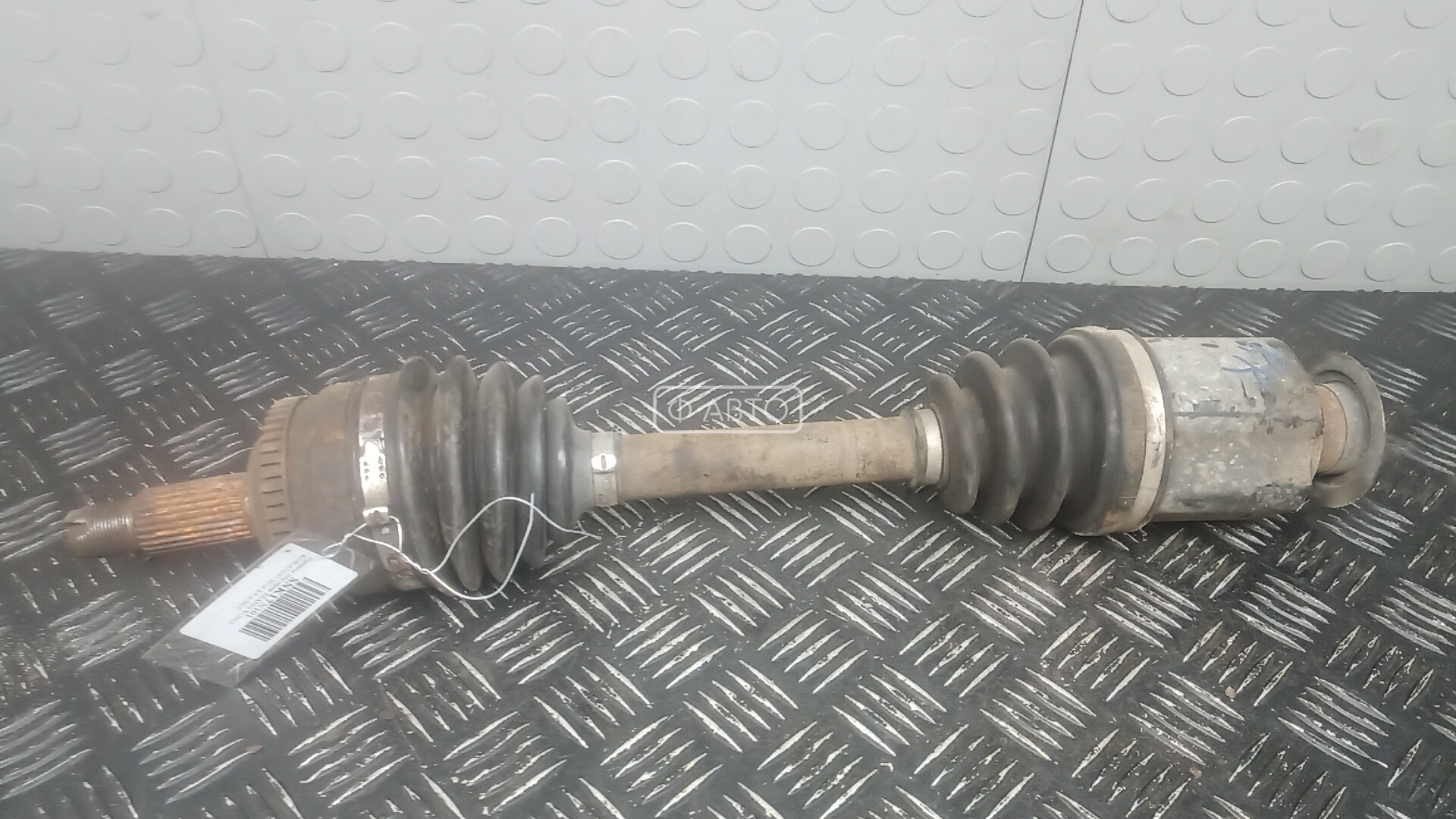 Привод передний правый