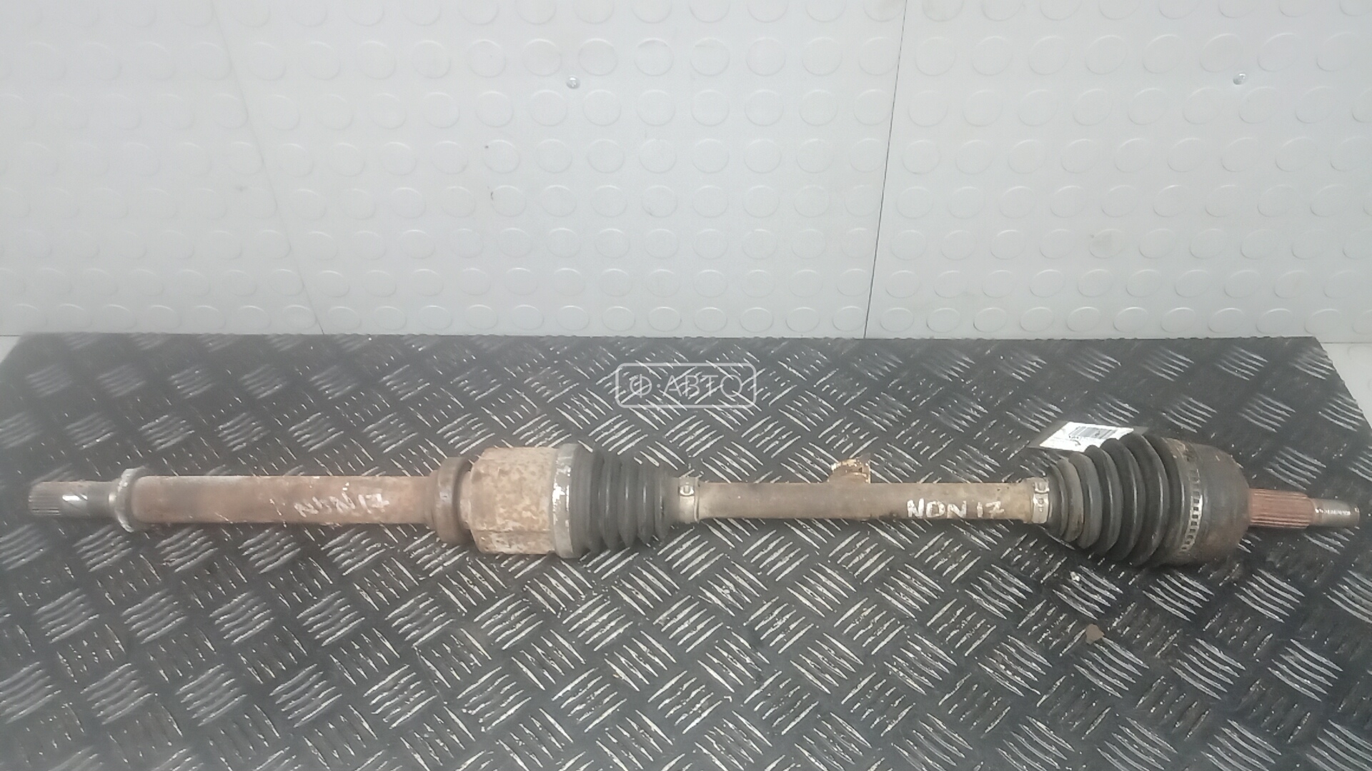 Привод передний правый