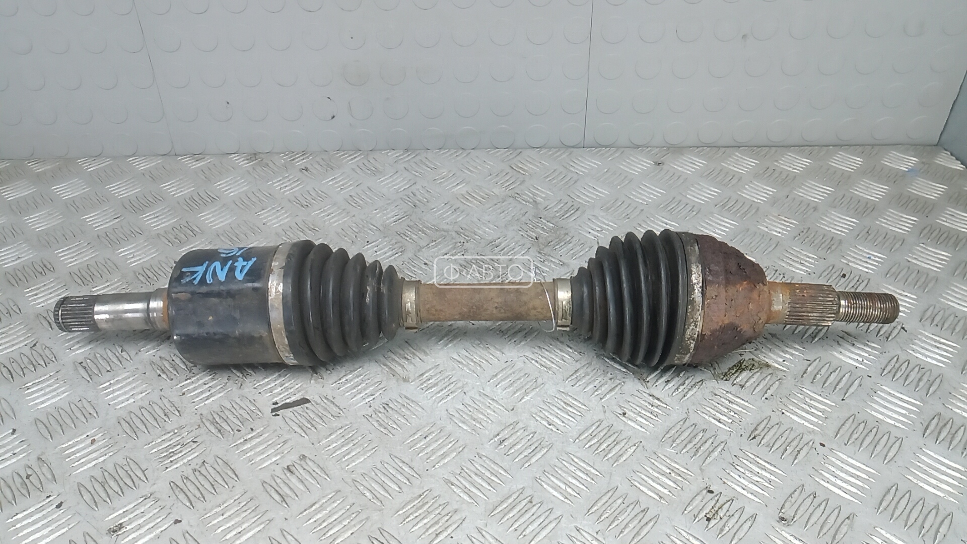 Привод передний левый