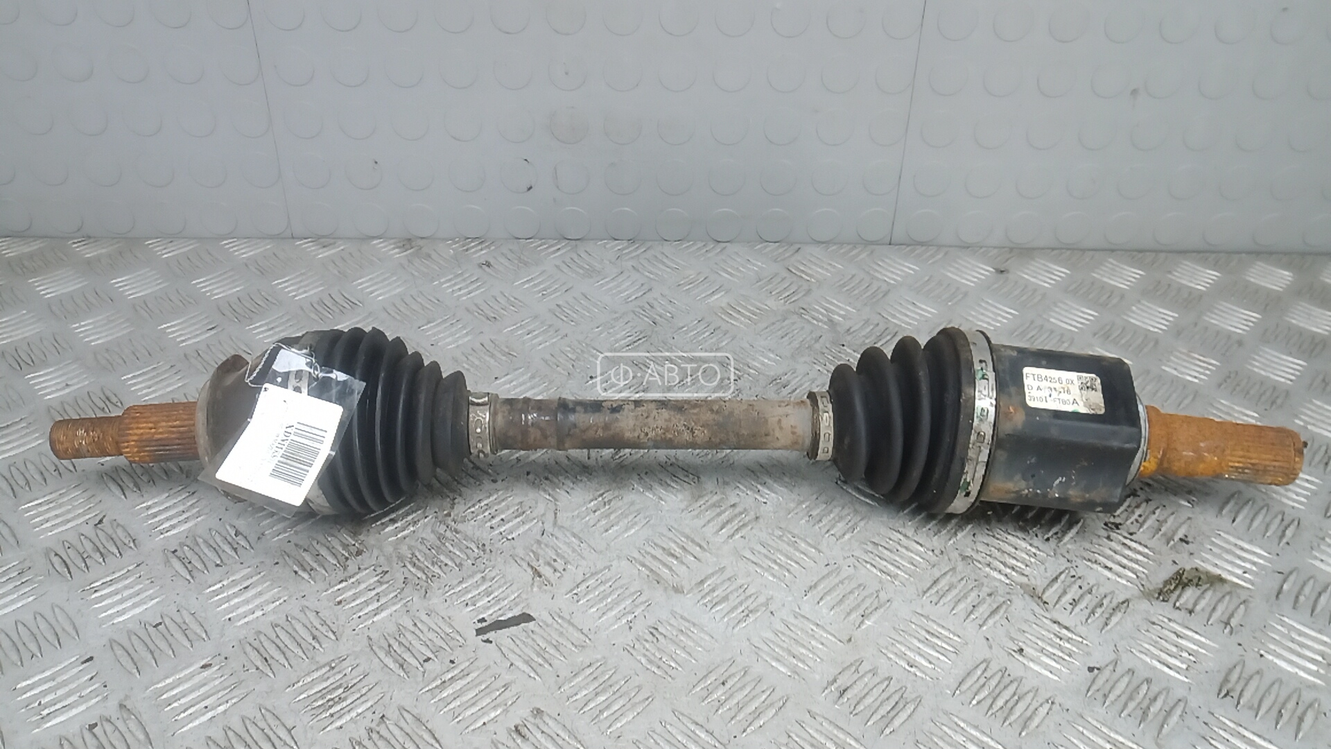 Привод передний левый