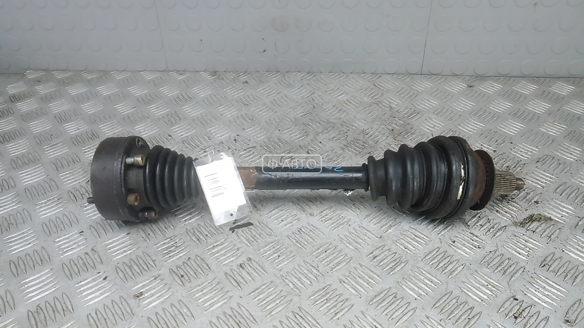 Привод передний левый