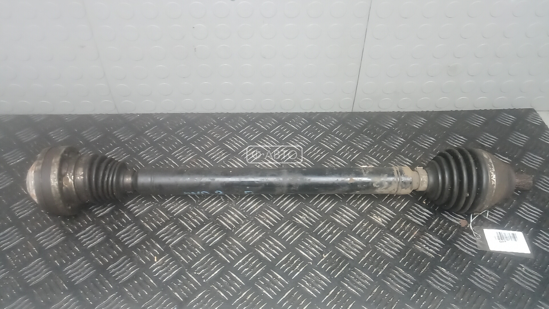 Привод передний правый