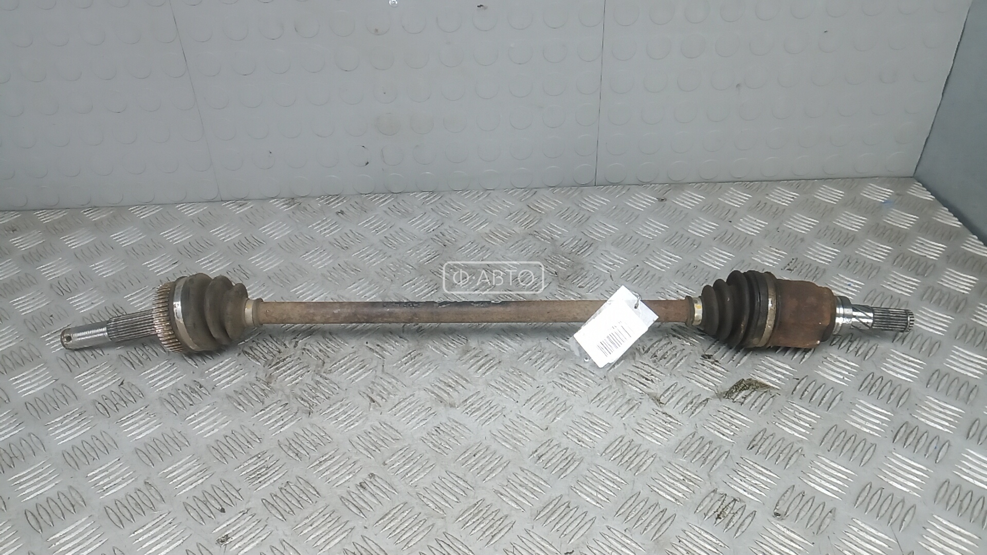 Привод задний левый