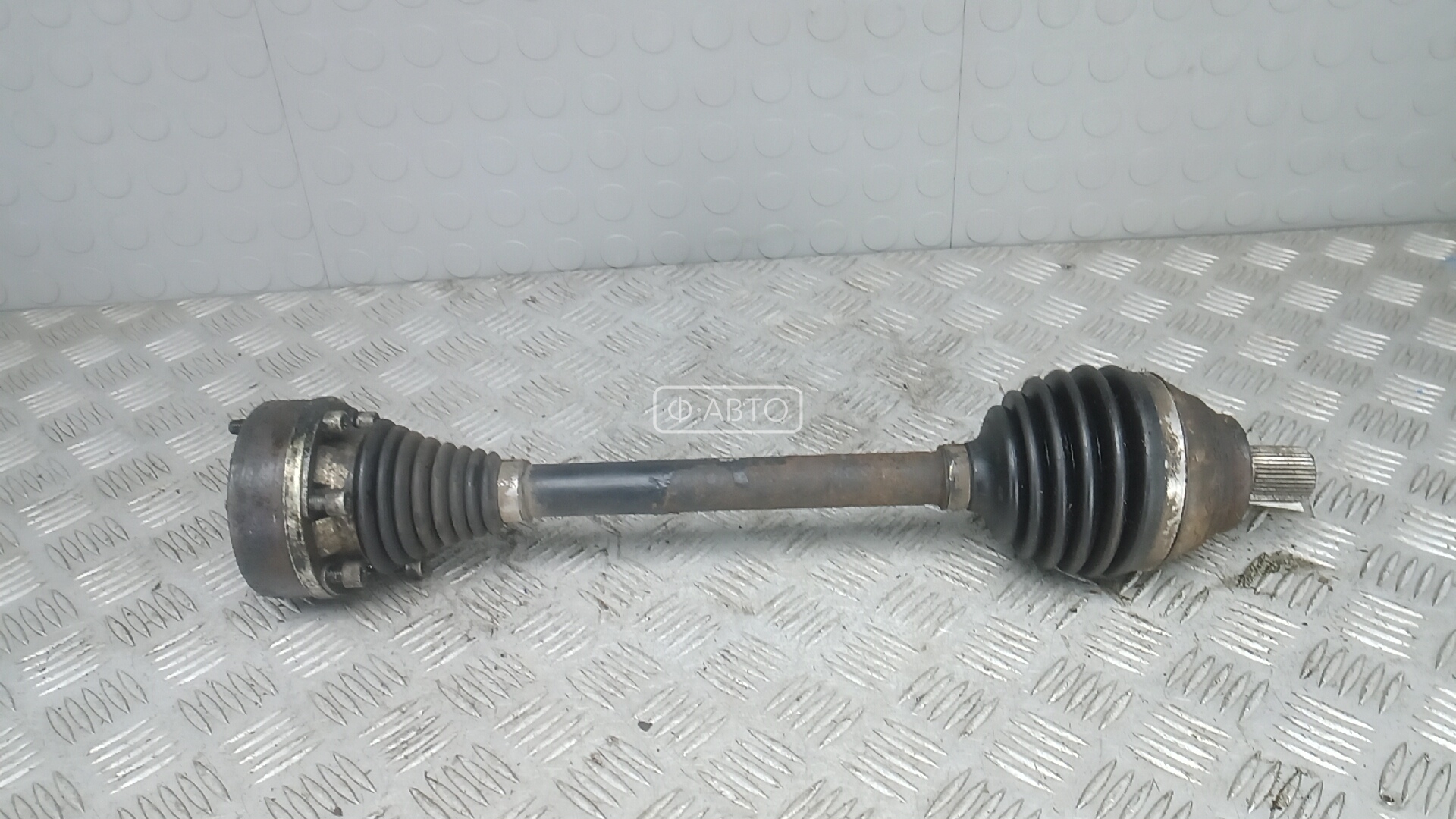 Привод передний левый