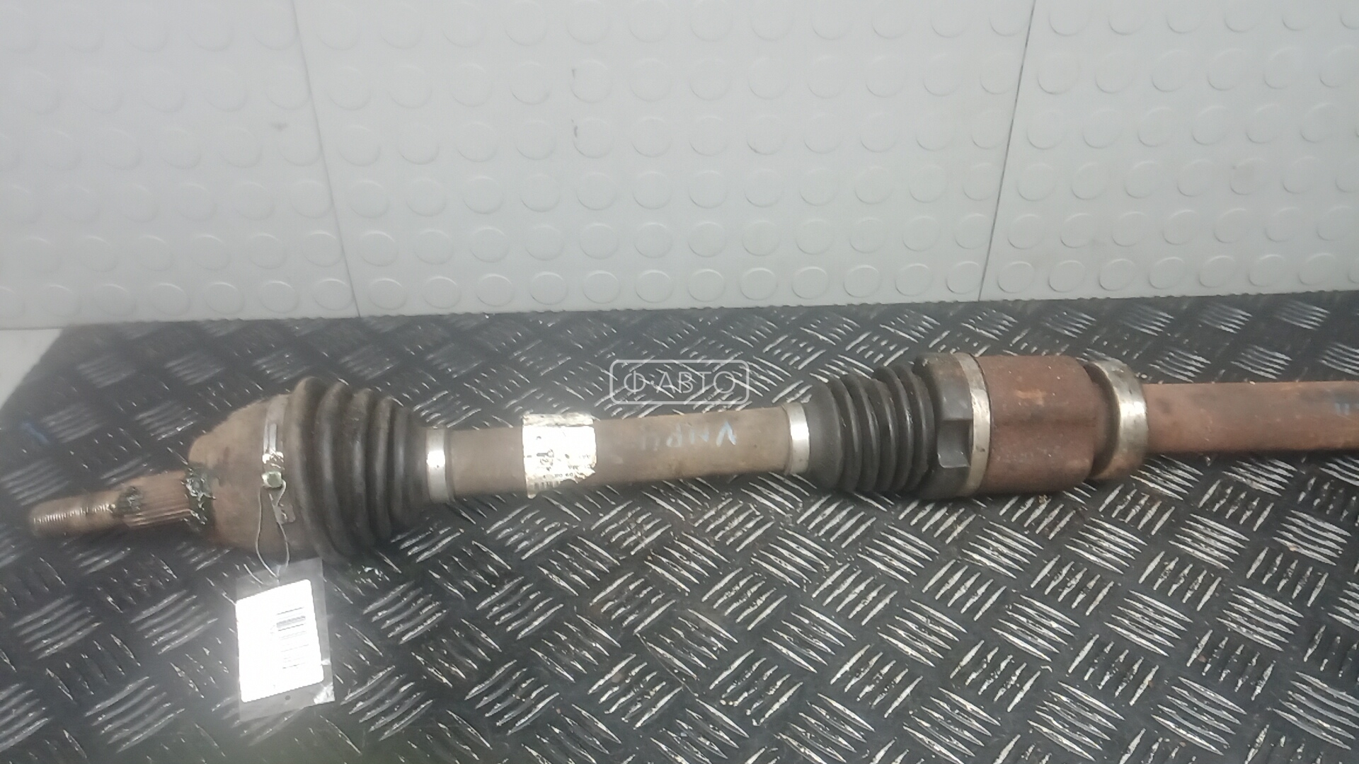 Привод передний правый