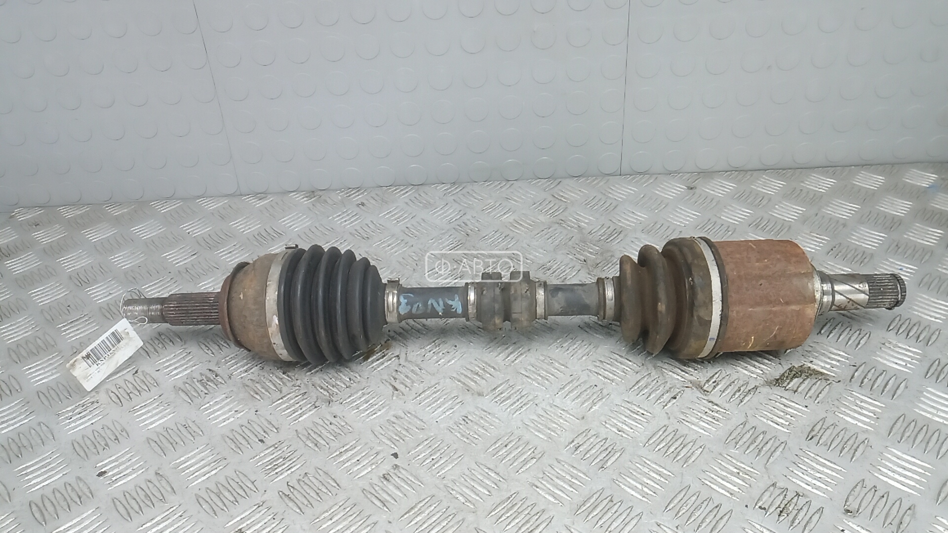 Привод передний левый