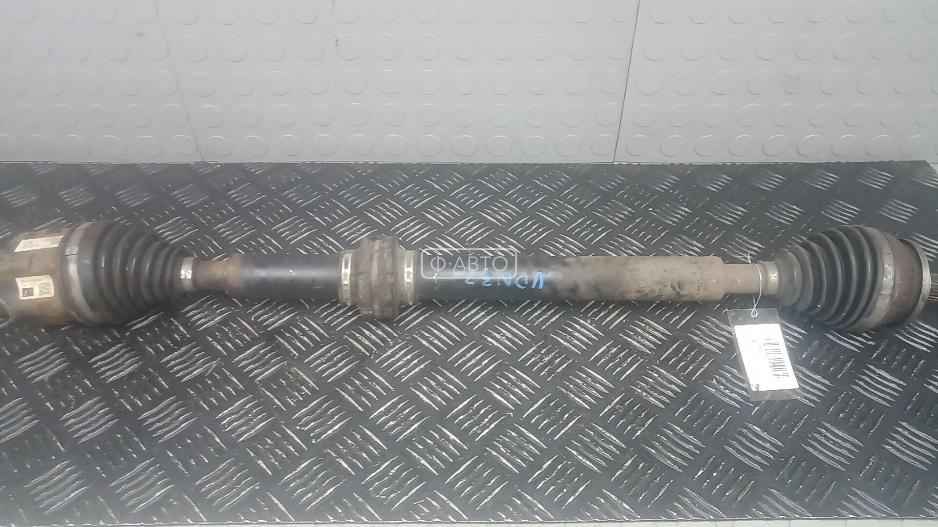 Привод передний правый