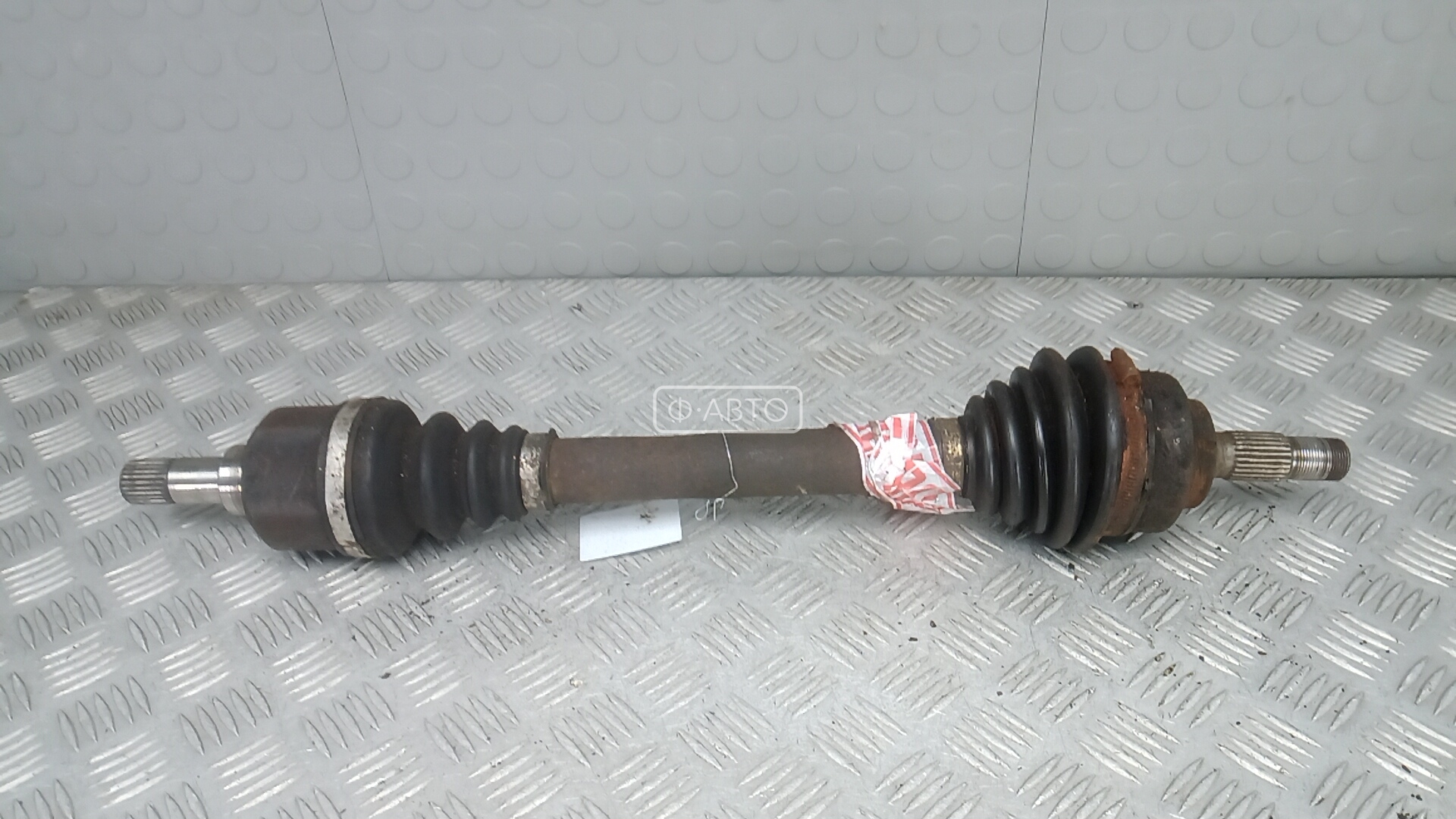 Привод передний левый