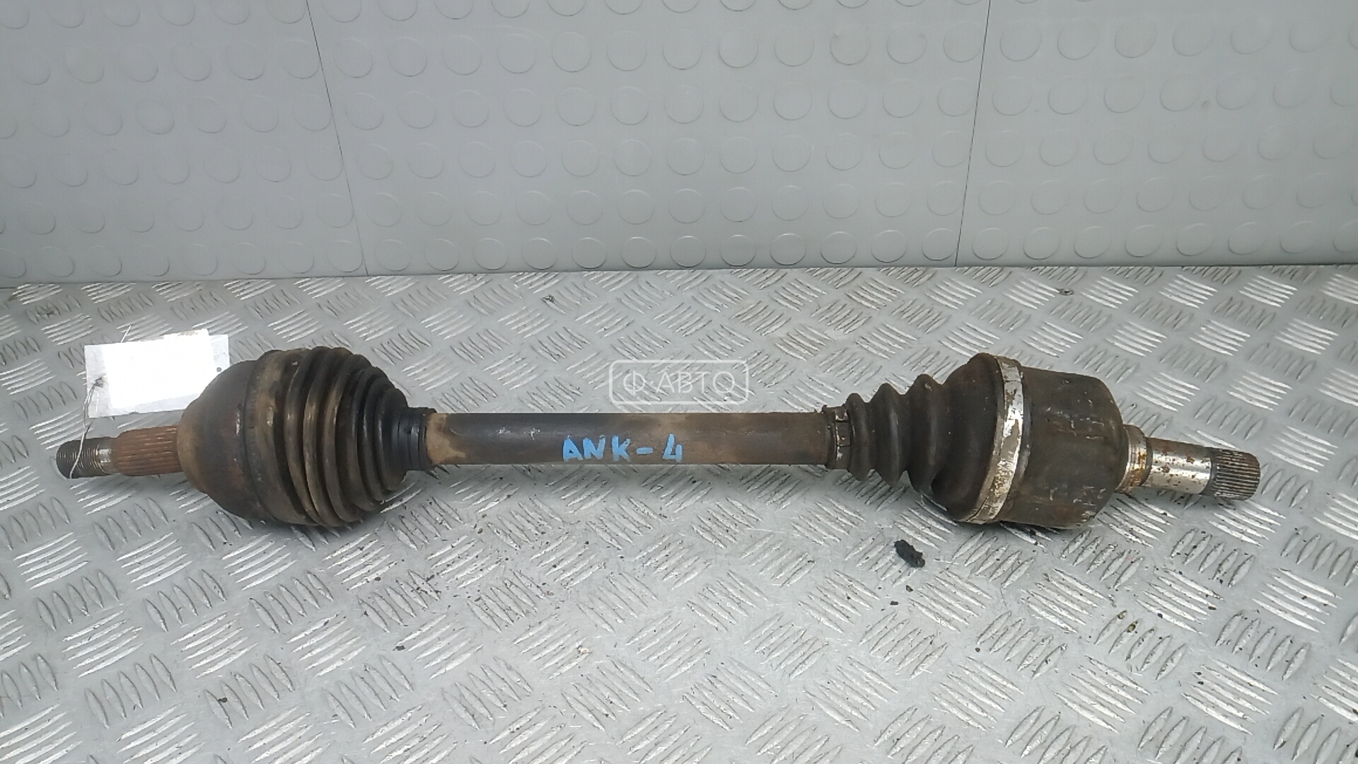 Привод передний левый