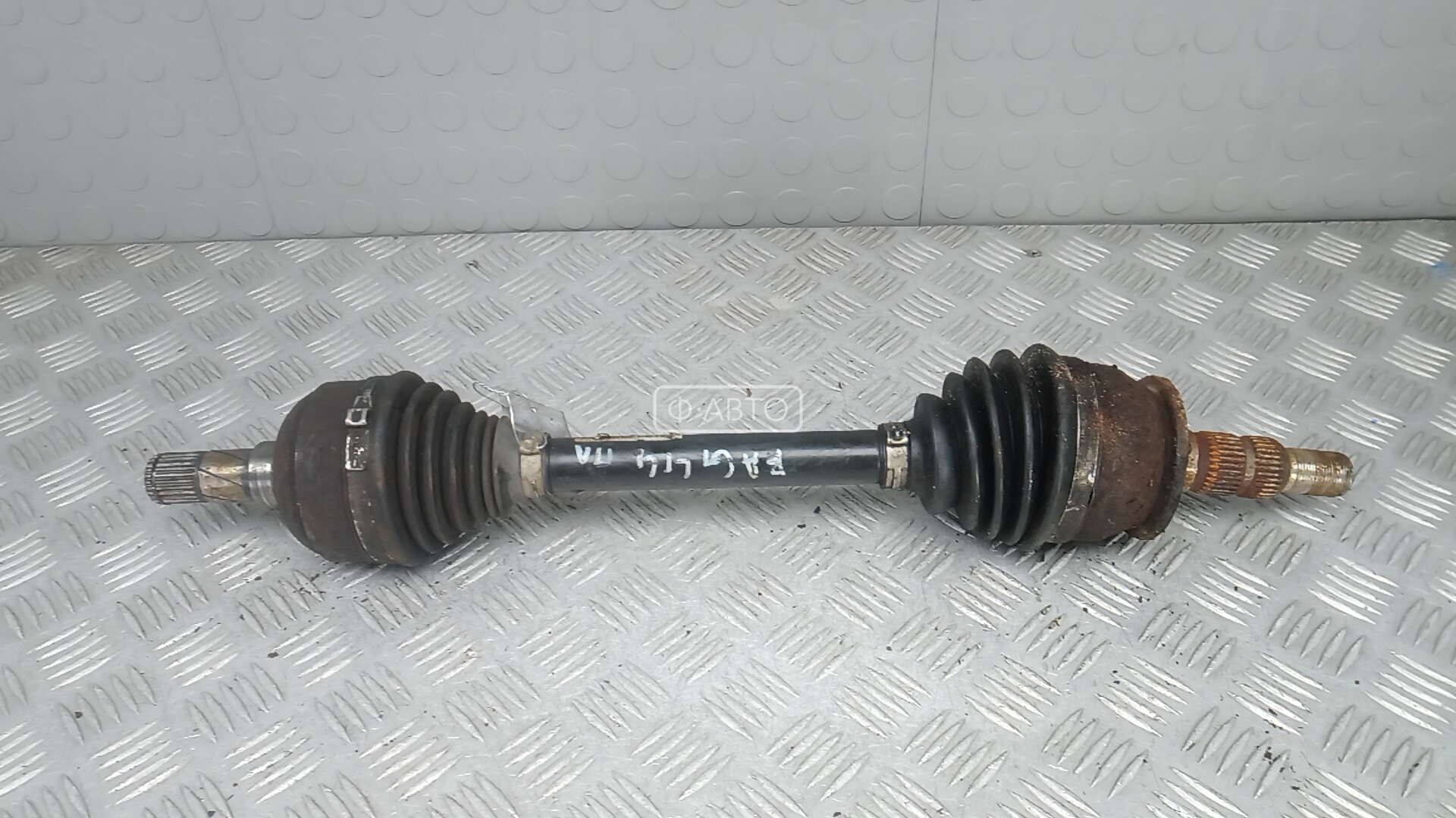 Привод передний левый