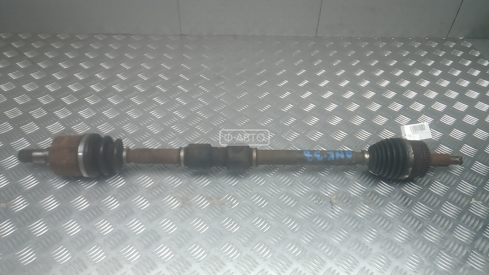 Привод передний правый