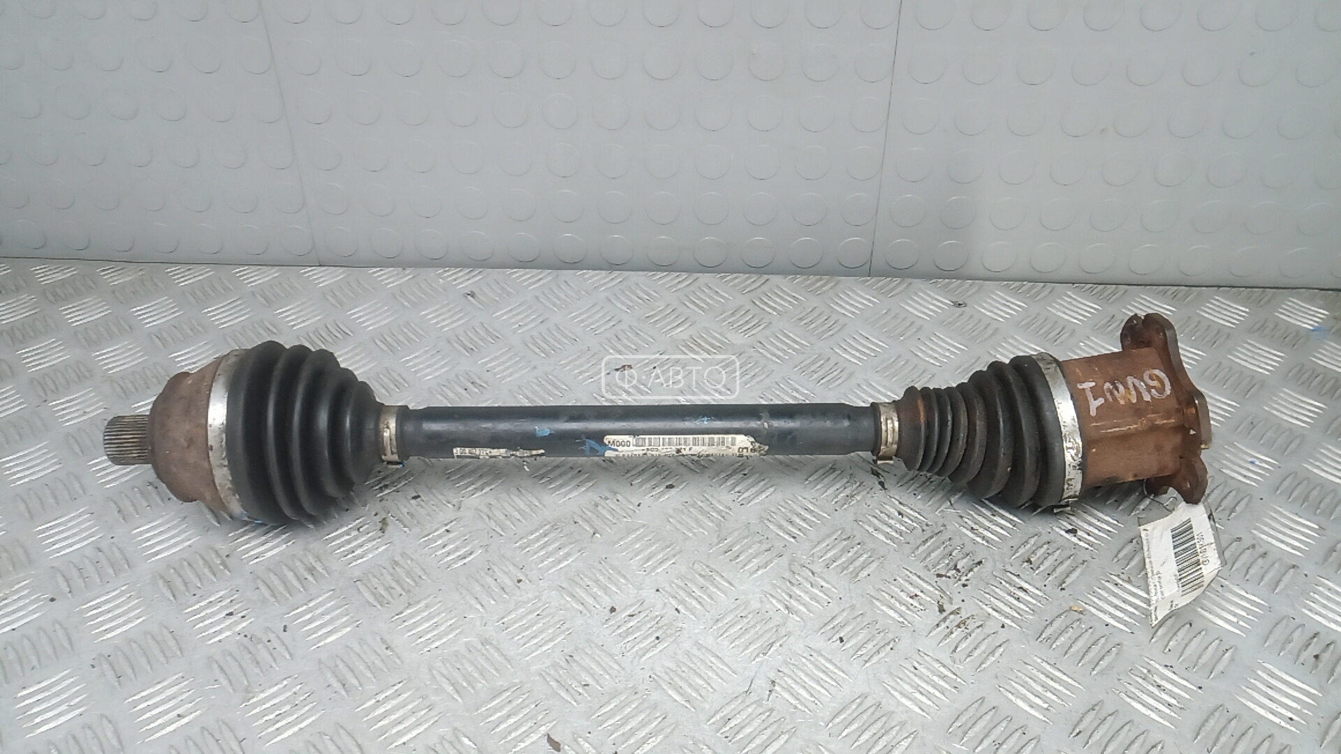 Привод передний левый