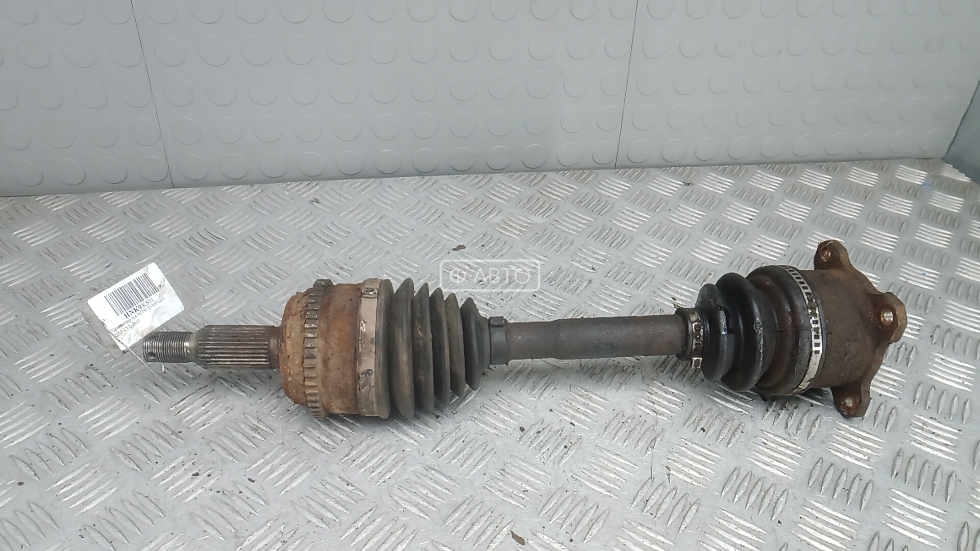 Привод передний левый