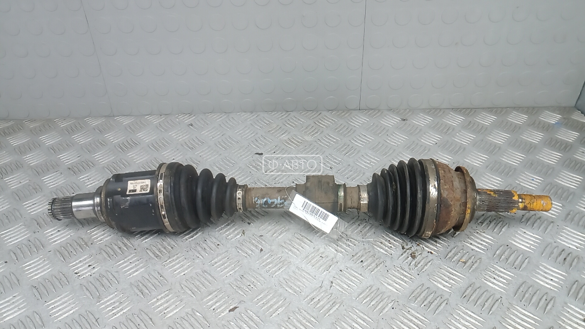 Привод передний левый