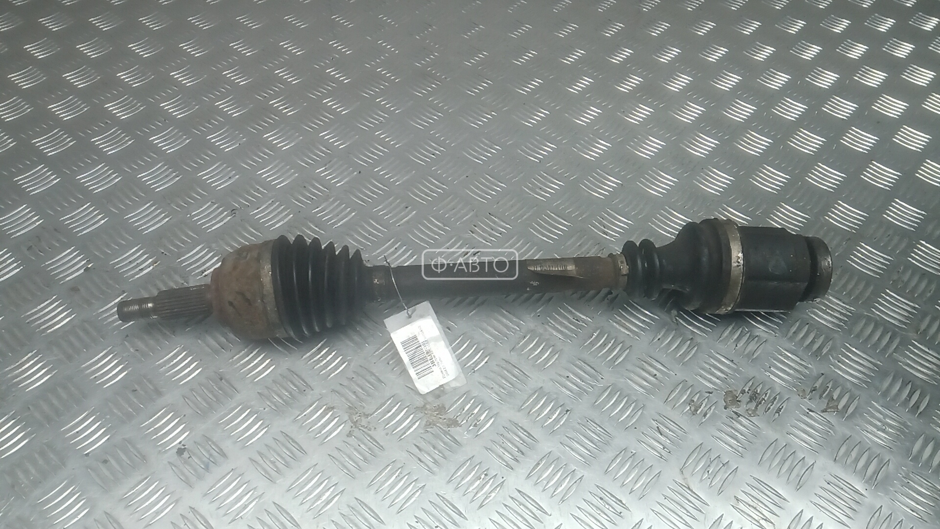 Привод передний правый