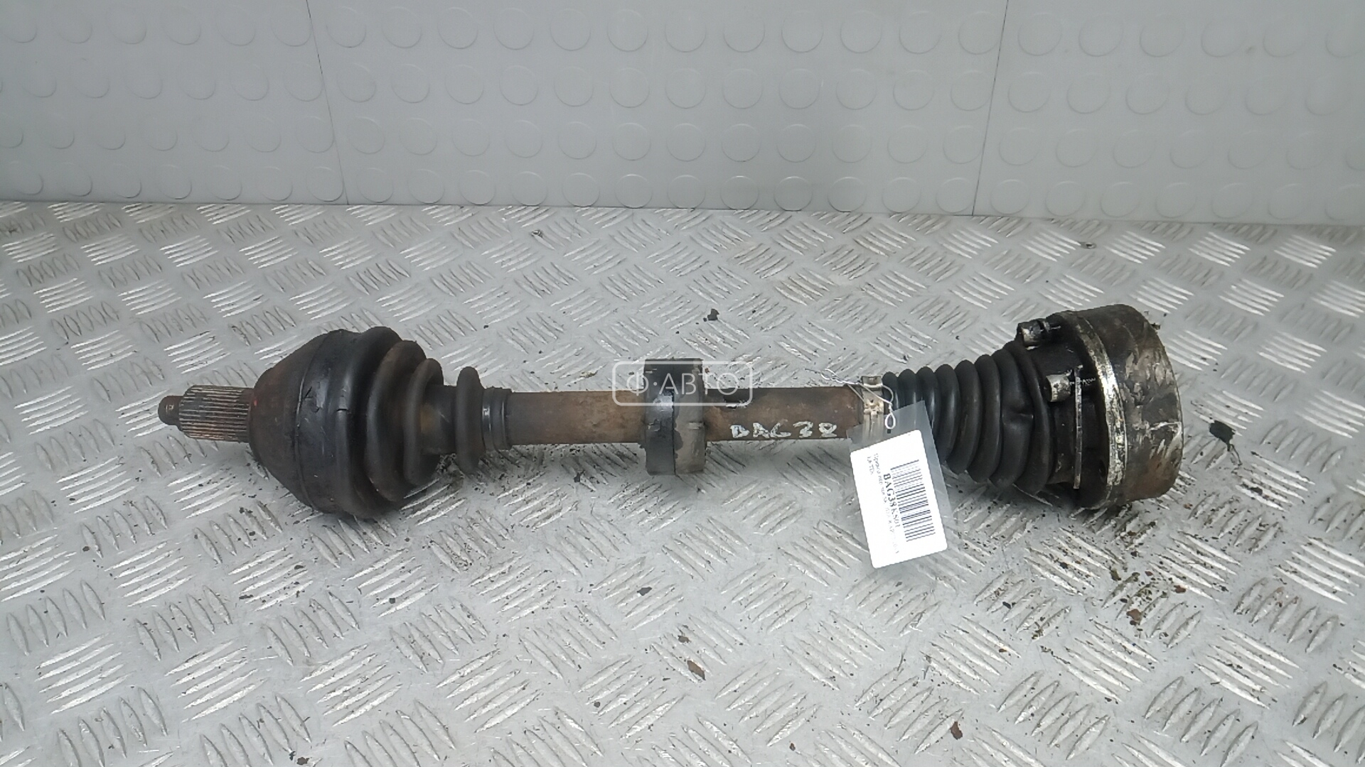 Привод передний левый