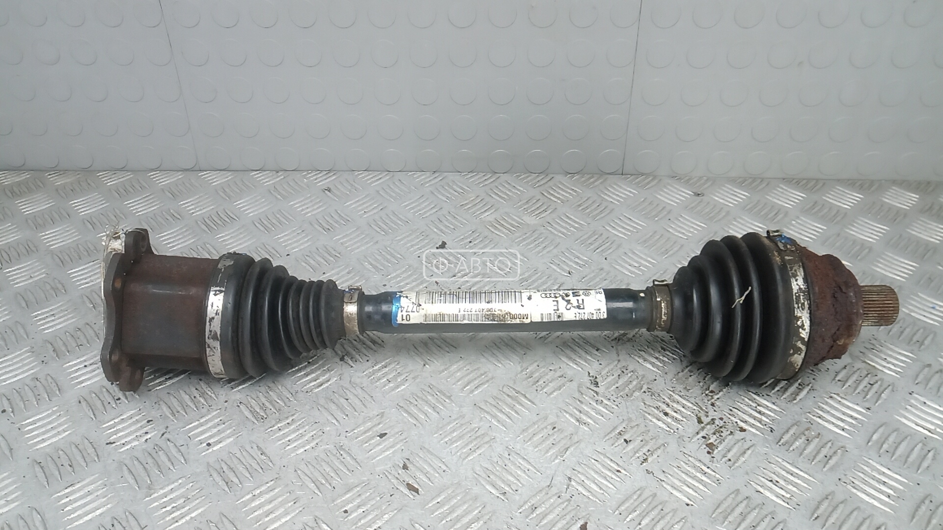 Привод передний левый