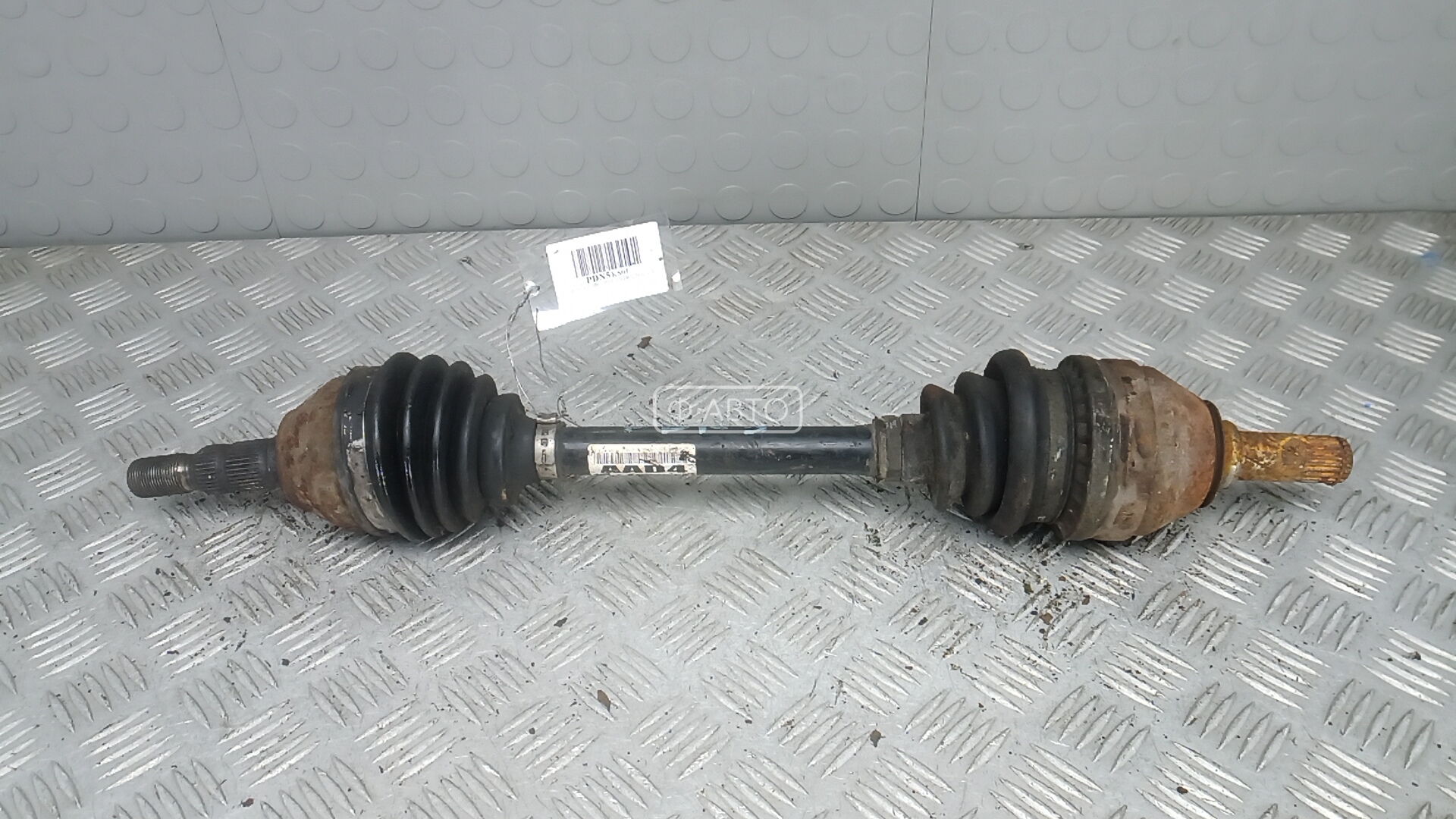 Привод передний левый