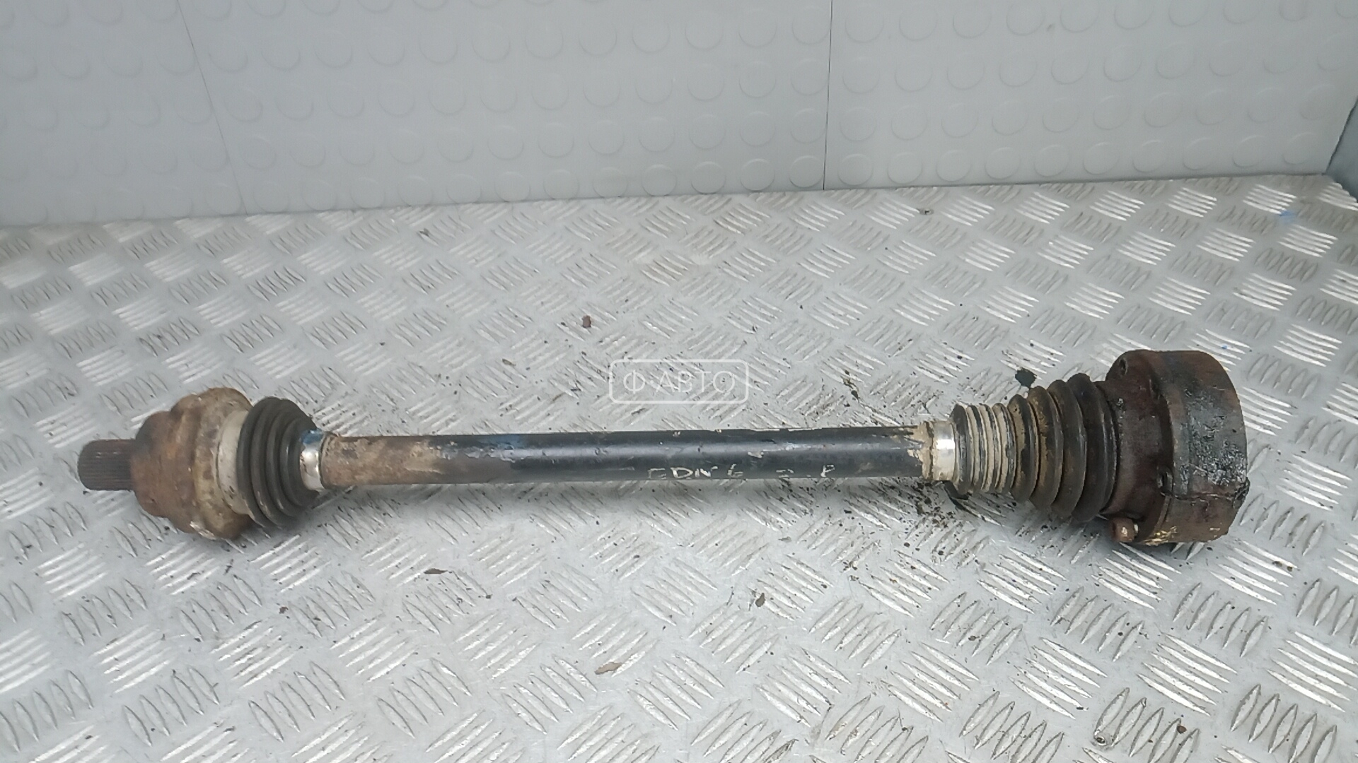 Привод задний правый