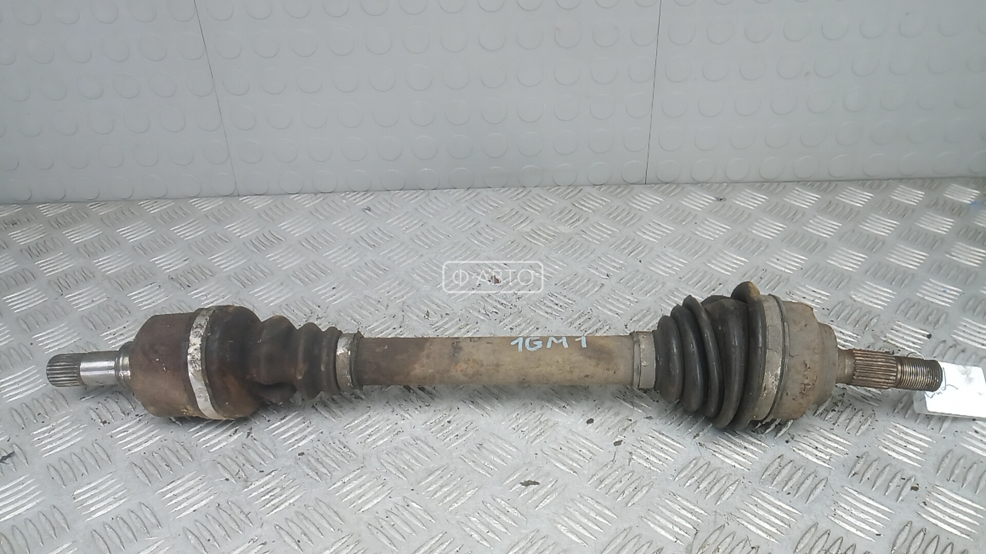 Привод передний левый