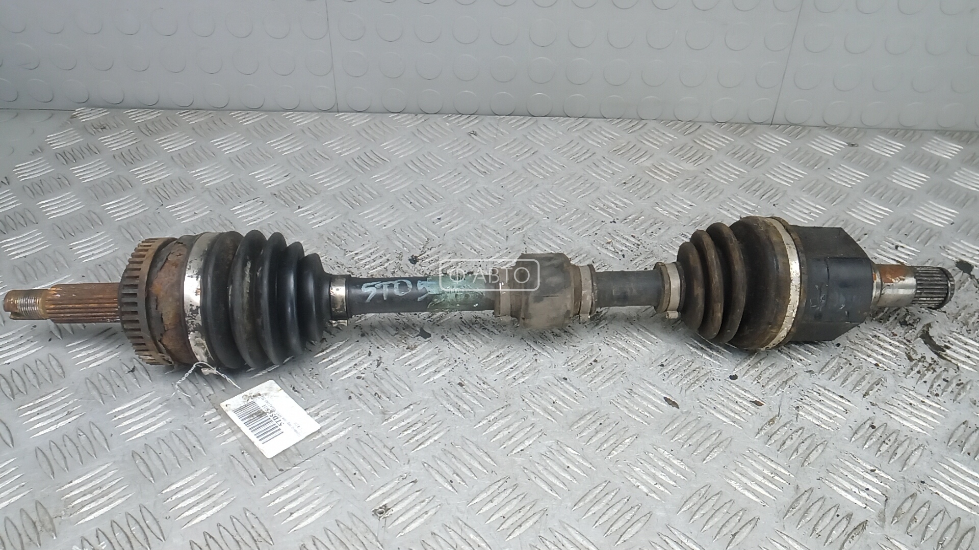 Привод передний левый