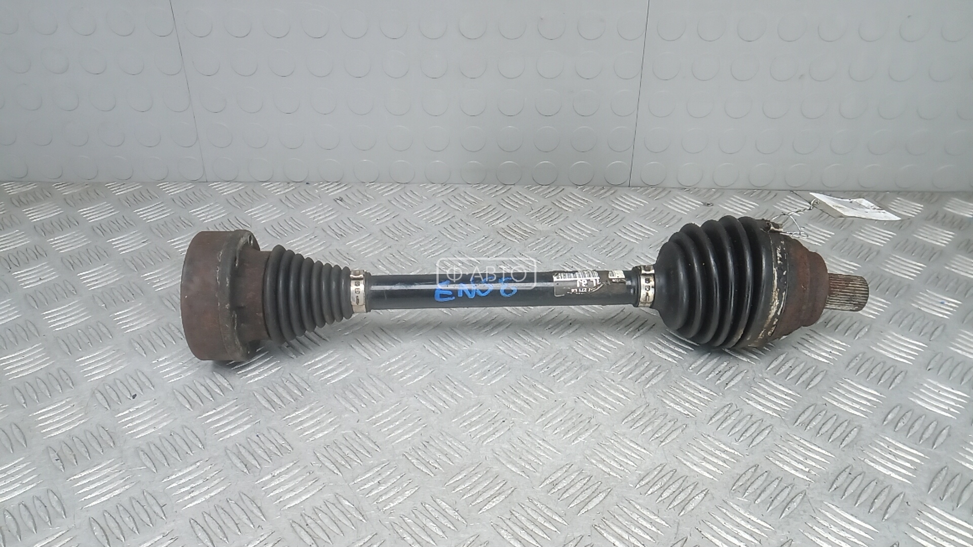 Привод передний левый