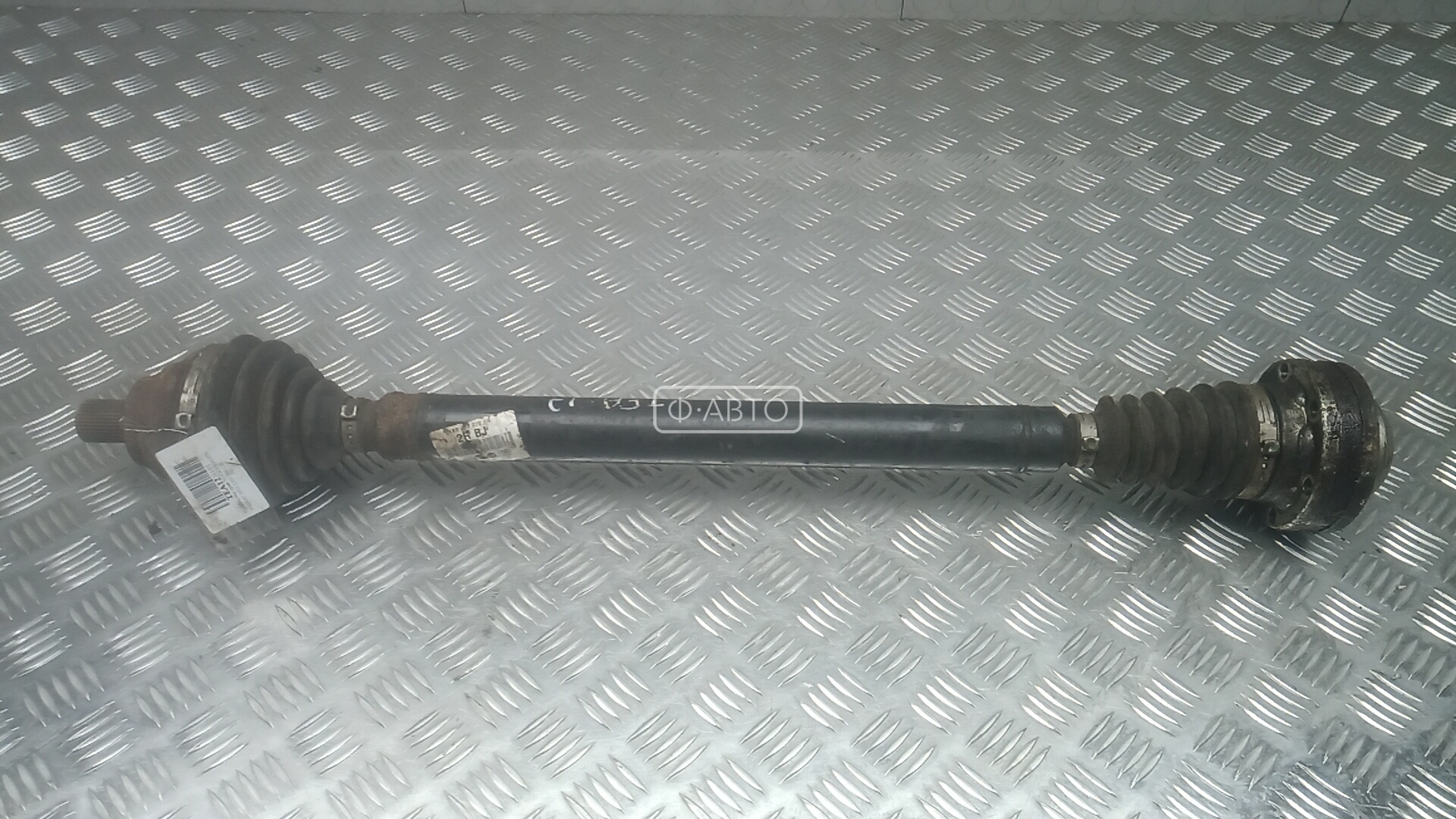 Привод передний правый