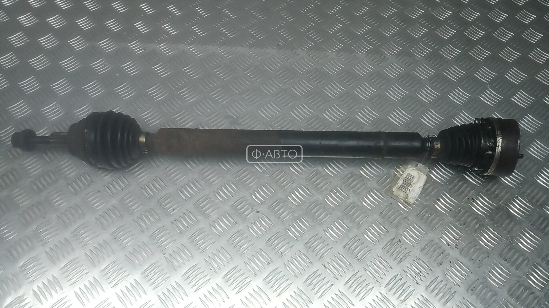 Привод передний правый