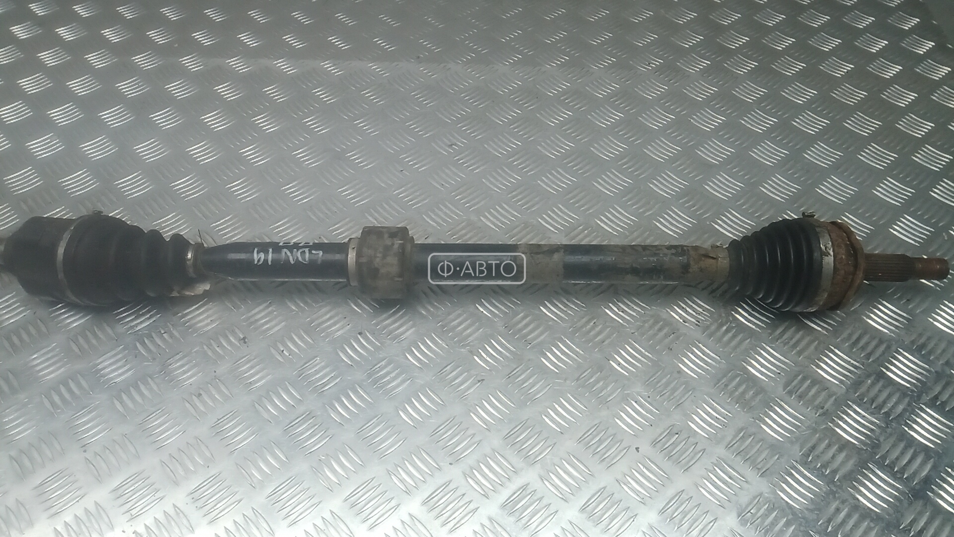 Привод передний правый