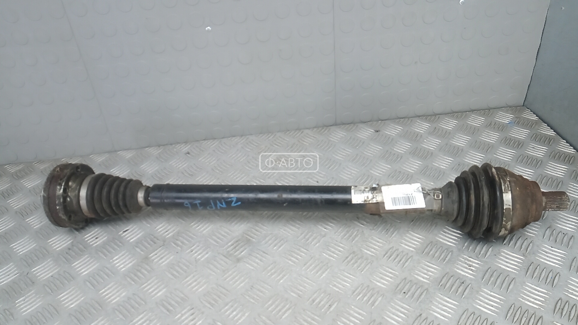 Привод передний правый