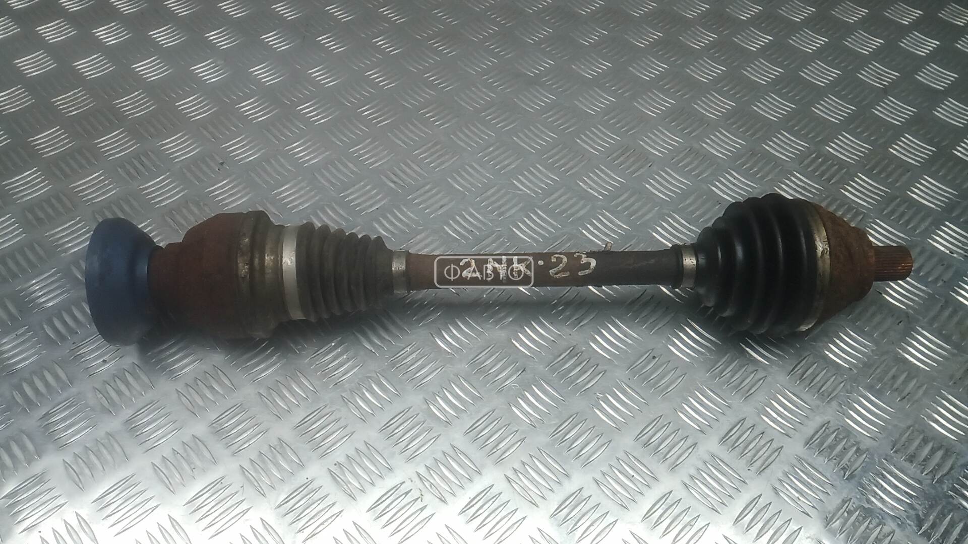 Привод передний правый