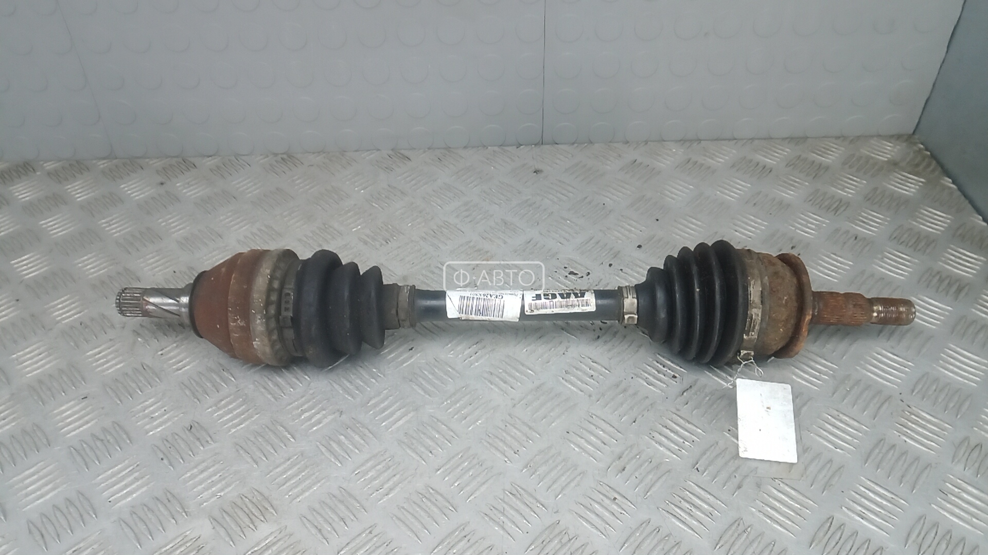 Привод передний левый