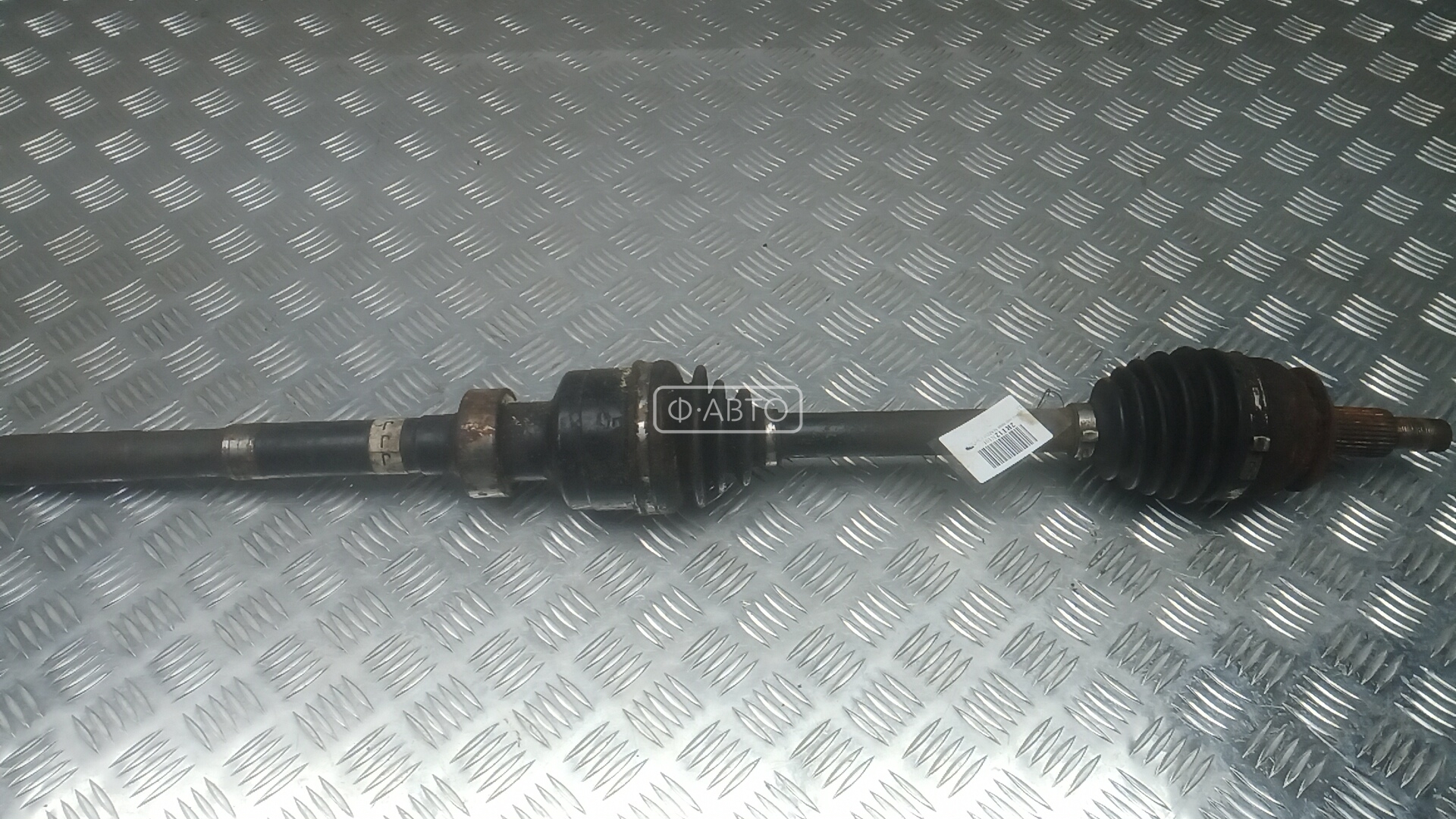 Привод передний правый