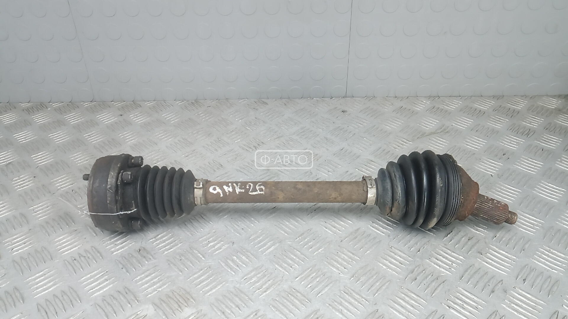 Привод передний левый