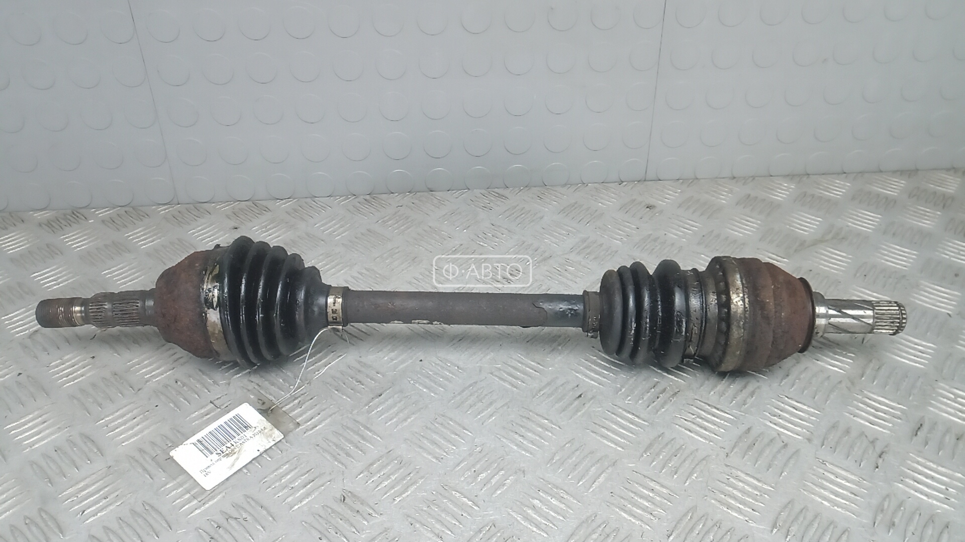 Привод передний левый