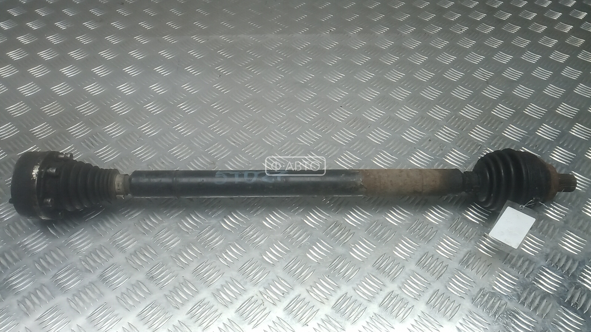 Привод передний правый