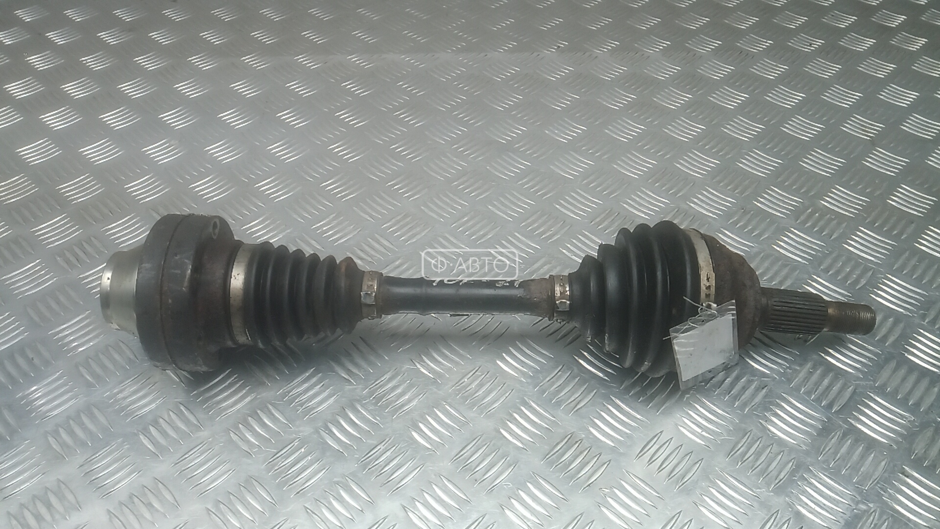 Привод передний правый