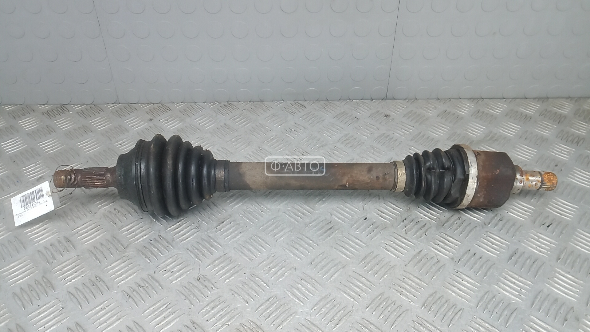 Привод передний левый