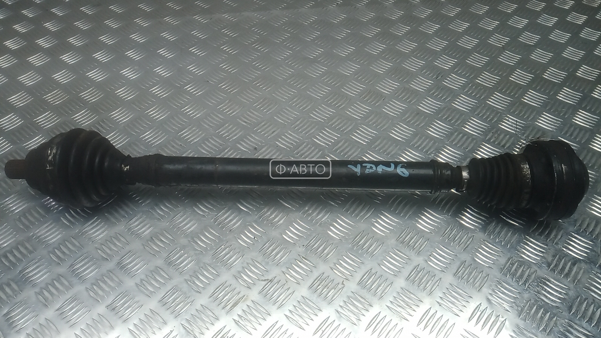 Привод передний правый