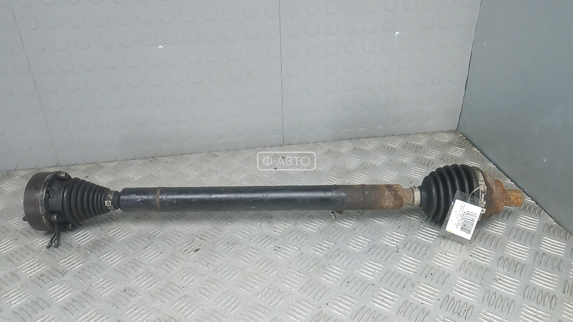 Привод передний правый