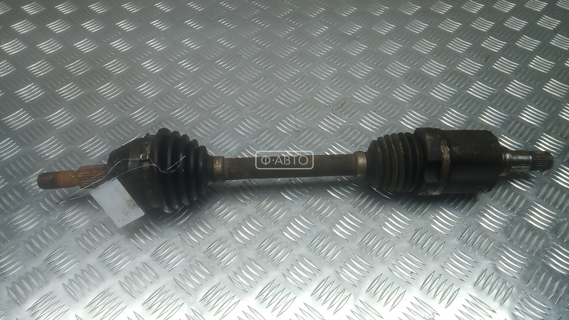 Привод передний левый