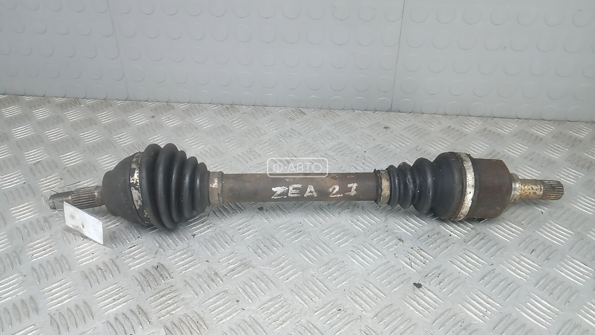 Привод передний левый