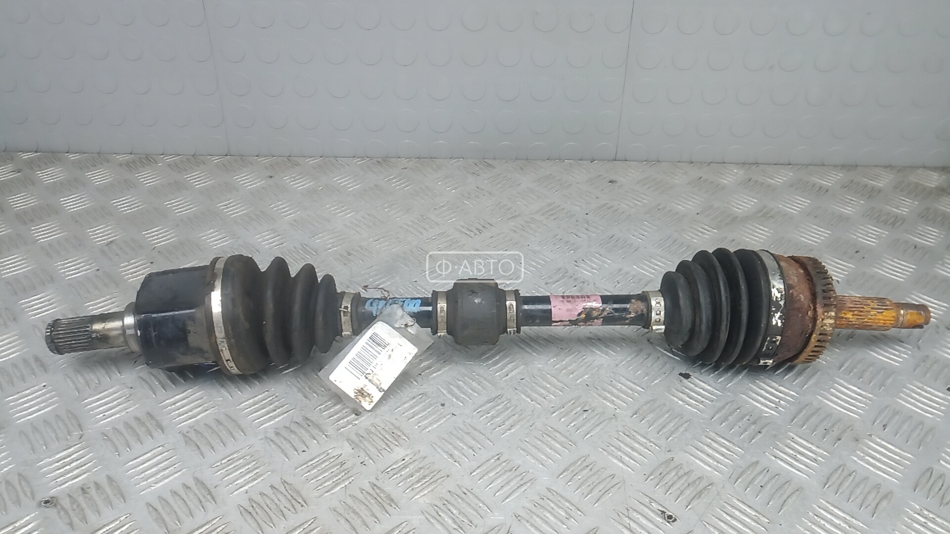 Привод передний левый