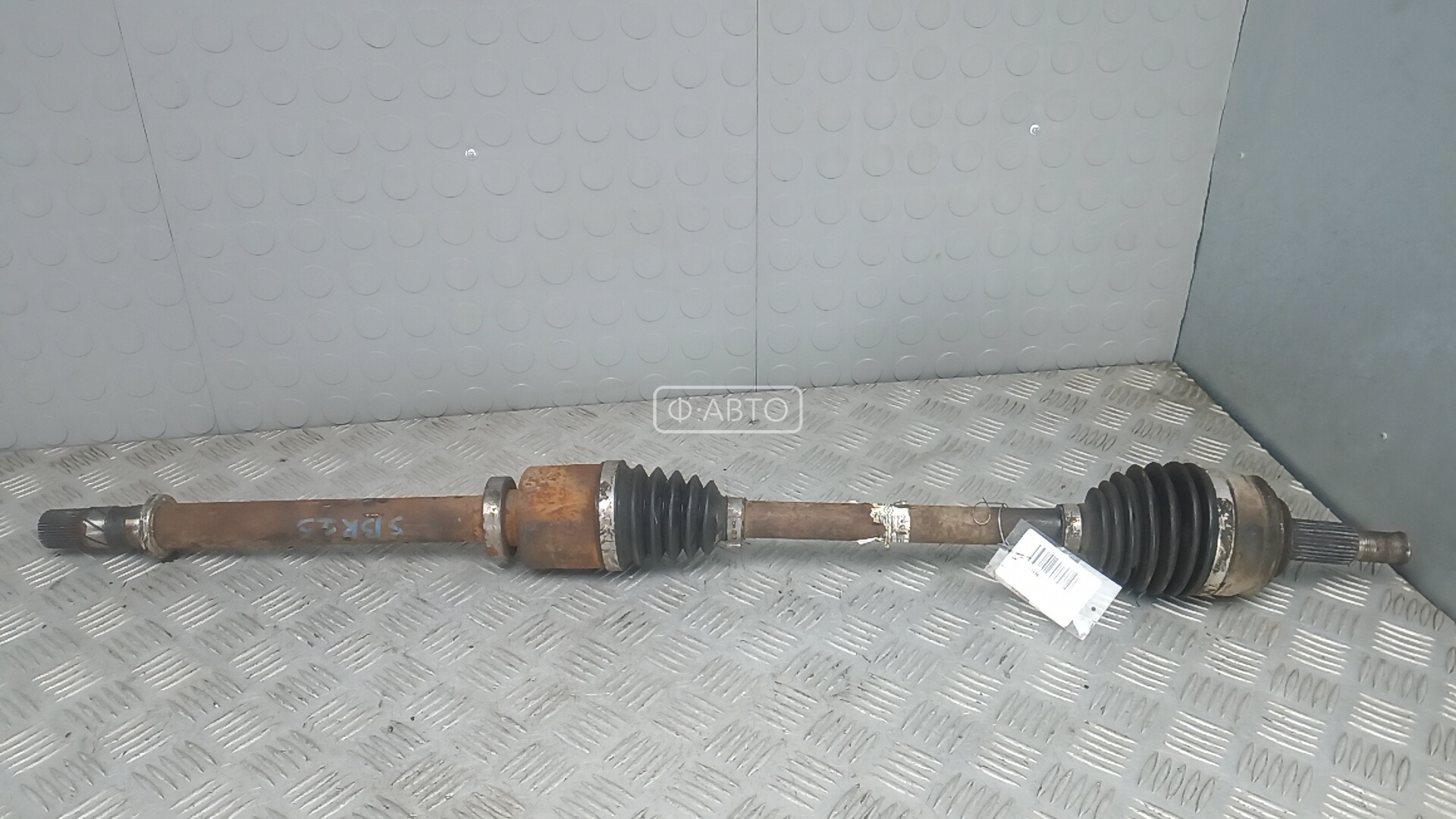 Привод передний правый