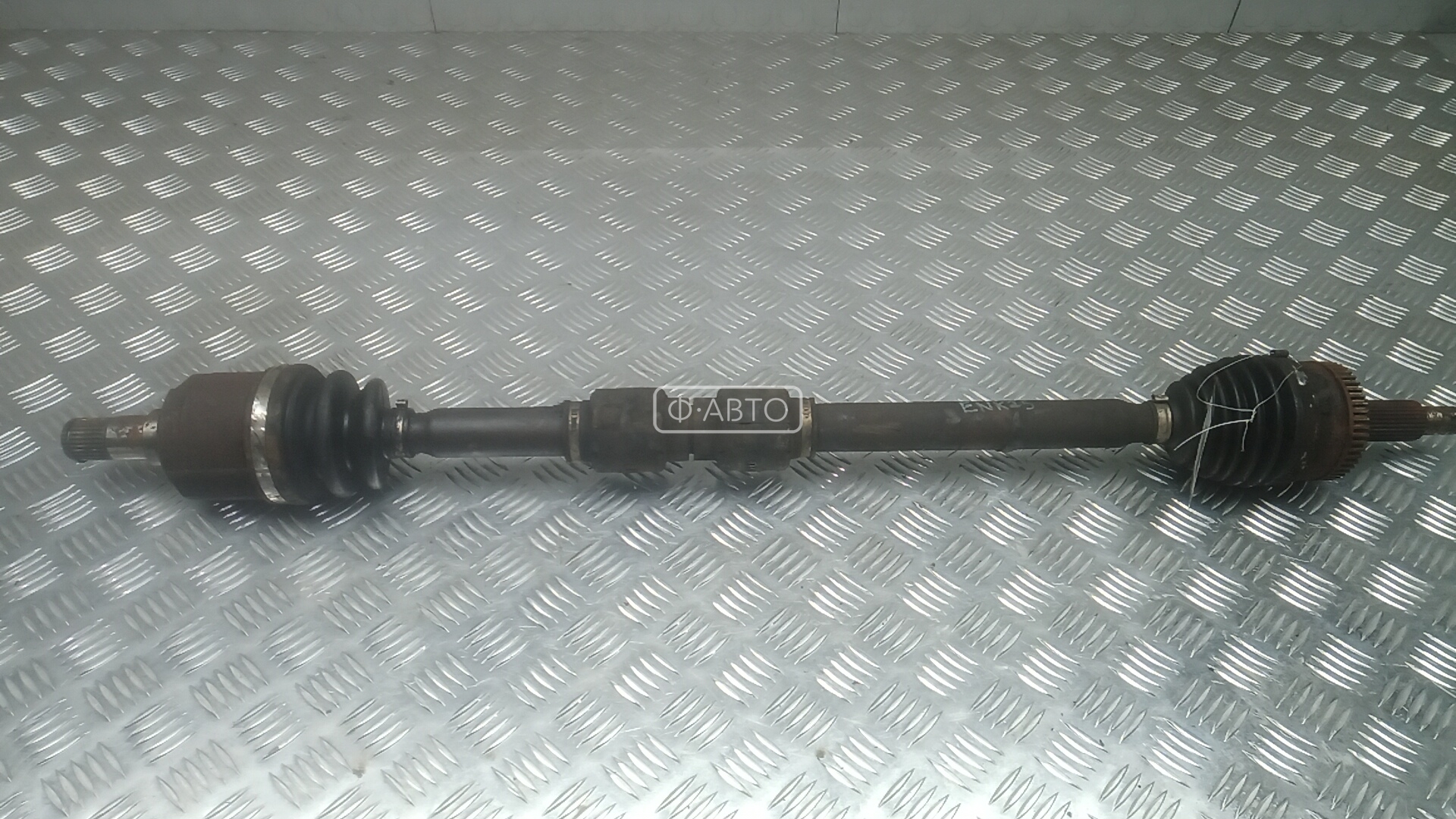 Привод передний правый